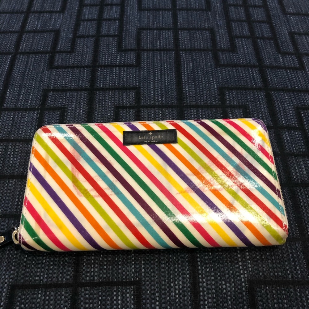 Kate Spade Wallet SOLD